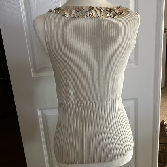 White House Black Market size large tank top like sweater. - Picture 7 of 7